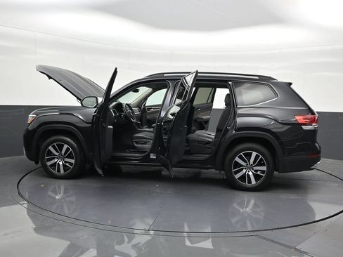 Used 2021 Volkswagen Atlas SE FWD image 35