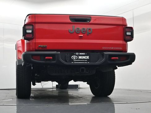 Used 2022 Jeep Gladiator Rubicon w/ LED Lighting Group AWD/4WD image 53