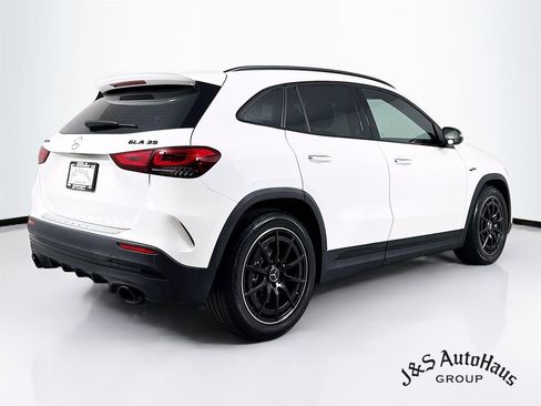Used 2022 Mercedes-Benz GLA 35 AMG 4MATIC image 7