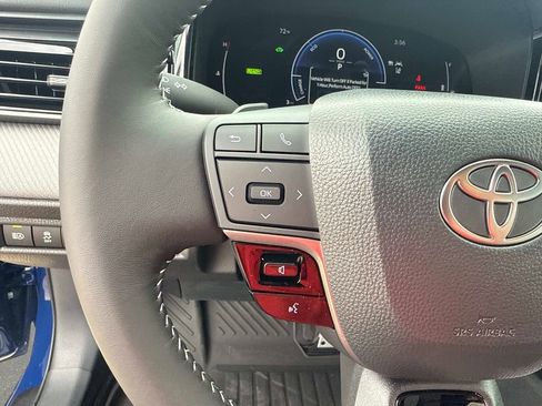 New 2026 Toyota Camry SE image 27