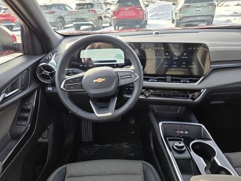 New 2026 Chevrolet Equinox LT w/ Convenience Package II image 21