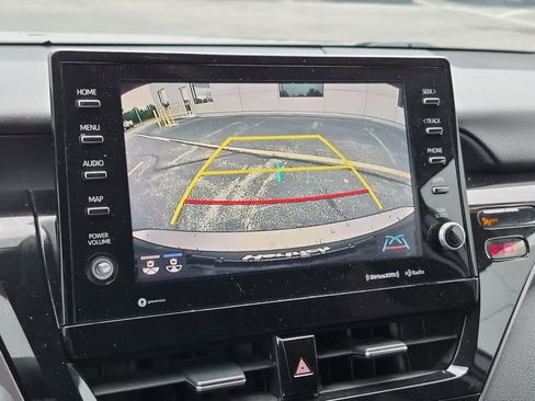 Used 2021 Toyota Camry XSE FWD image 14