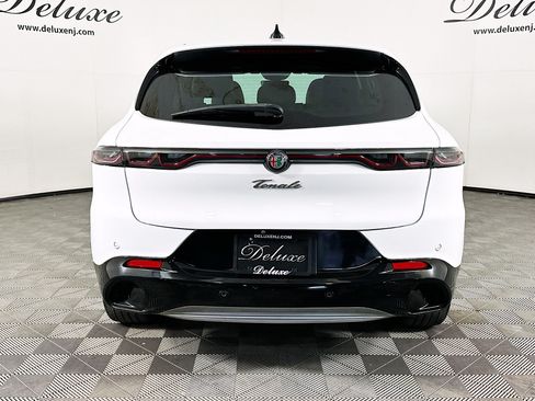 Used 2024 Alfa Romeo Tonale Ti AWD/4WD image 5