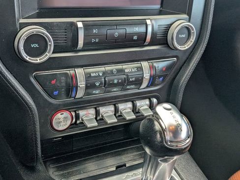 Used 2020 Ford Mustang Premium image 17