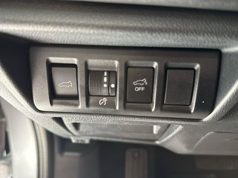 Used 2025 Subaru Outback Onyx Edition AWD/4WD image 10