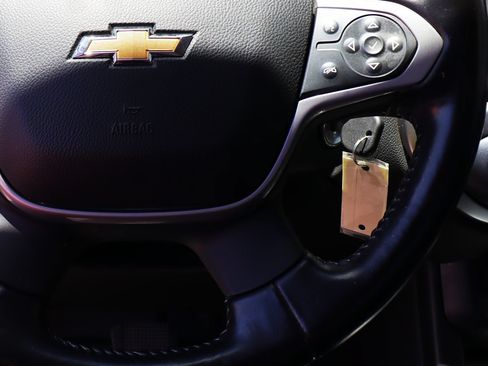 Used 2022 Chevrolet Colorado LT w/ Fleet Safety Package RWD image 51
