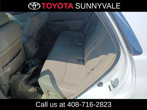 Used 2011 Toyota Avalon FWD image 6
