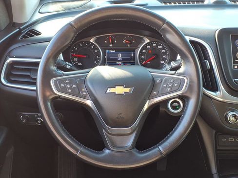 Used 2021 Chevrolet Equinox LT image 19