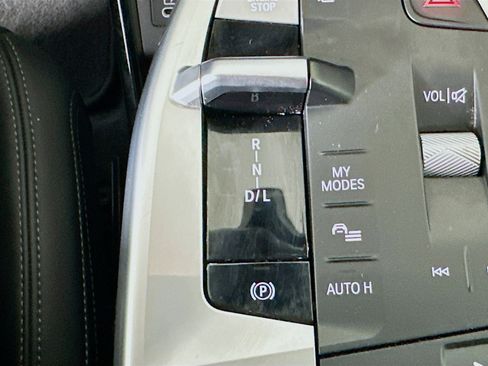 Used 2025 BMW X2 xDrive28i AWD/4WD image 24