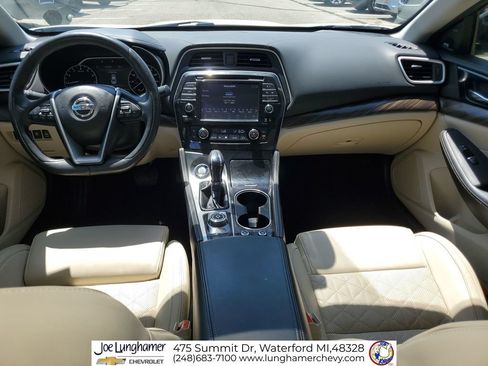 Used 2017 Nissan Maxima Platinum FWD image 23
