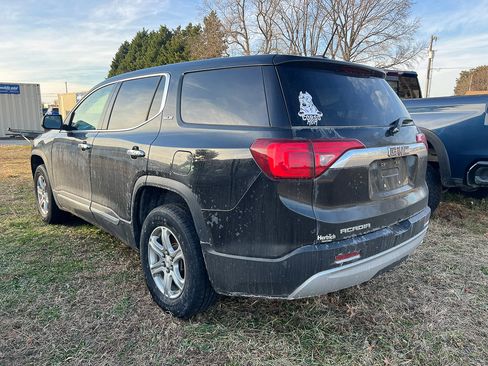 Used 2019 GMC Acadia SLE image 2