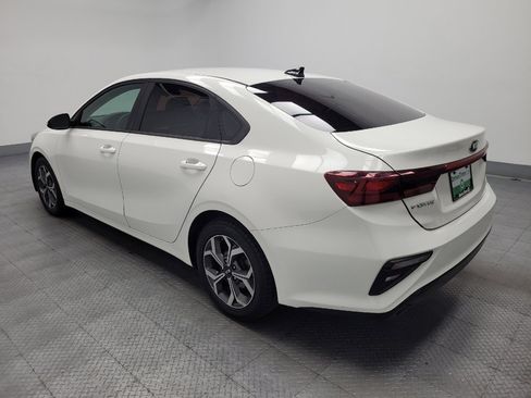 Used 2020 Kia Forte LXS FWD image 3