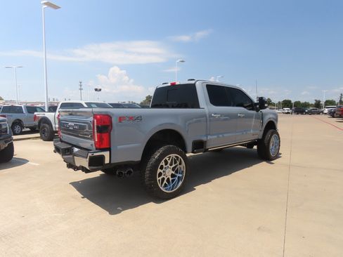 Used 2025 Ford F250 King Ranch w/ Chrome Package AWD/4WD image 12