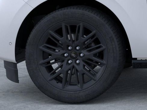 New 2026 Ford Expedition Platinum image 19