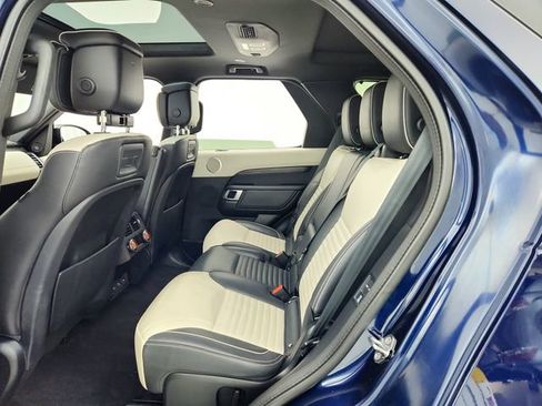 Certified 2022 Land Rover Discovery HSE R-Dynamic image 23