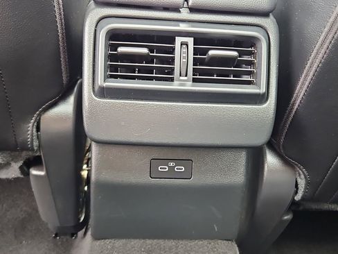 Used 2025 MAZDA CX-50 AWD 2.5 S w/ Premium Package image 28