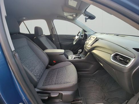 Used 2024 Chevrolet Equinox LT w/ LPO, Floor Liner Package FWD image 35