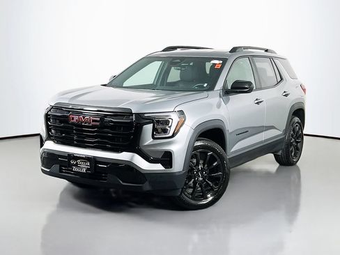 Used 2026 GMC Terrain Elevation w/ Elevation Premium Package AWD/4WD image 3