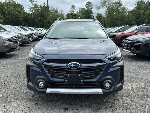 New 2025 Subaru Outback Limited image 2