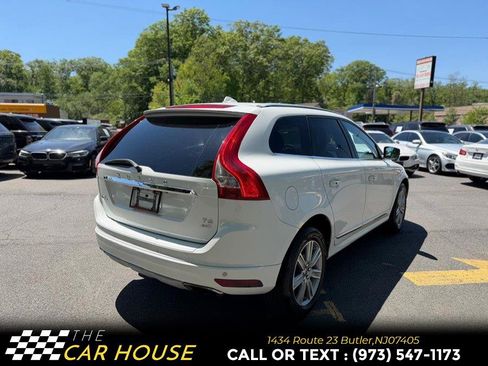 Used 2016 Volvo XC60 T6 w/ Proximity Package AWD/4WD image 6