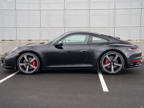Used 2024 Porsche 911 Carrera 4S image 2