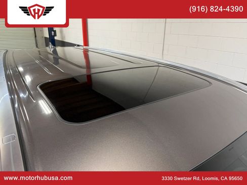 Used 2015 Toyota Highlander XLE image 18