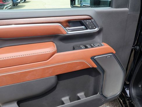 New 2026 GMC Sierra 2500 Denali Ultimate w/ Max Trailering Package image 11