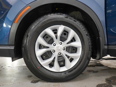 Used 2024 Honda CR-V LX image 28