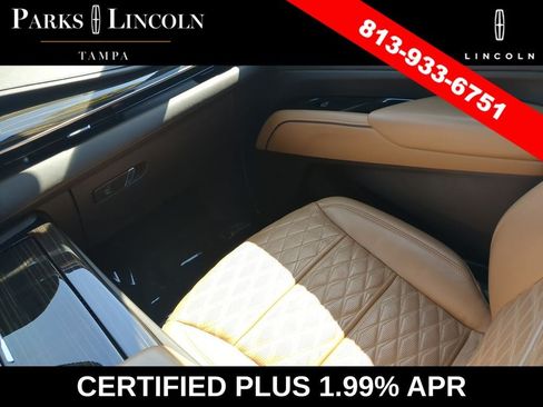 Used 2022 Cadillac Escalade Premium Luxury AWD/4WD image 15
