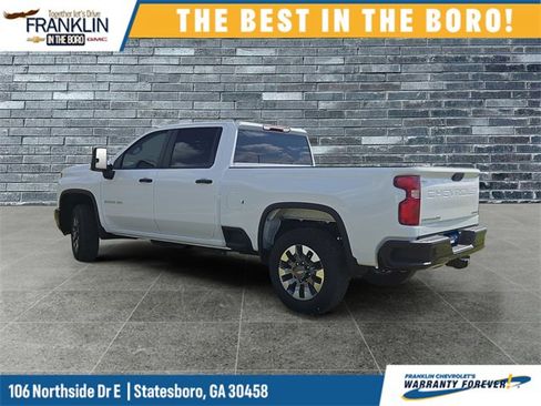 Used 2025 Chevrolet Silverado 2500 Custom w/ Custom Value Package image 3