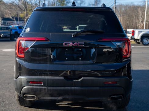 Used 2023 GMC Acadia SLT w/ Elevation Edition image 5