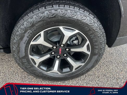 New 2026 GMC Yukon AT4 w/ AT4 Premium Package AWD/4WD image 9
