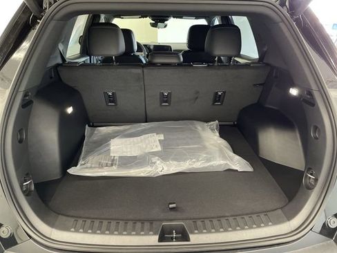 New 2026 Chevrolet Equinox LT FWD image 18