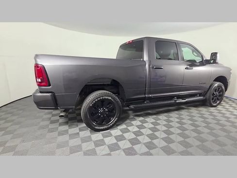 Used 2025 RAM 2500 Big Horn AWD/4WD image 40