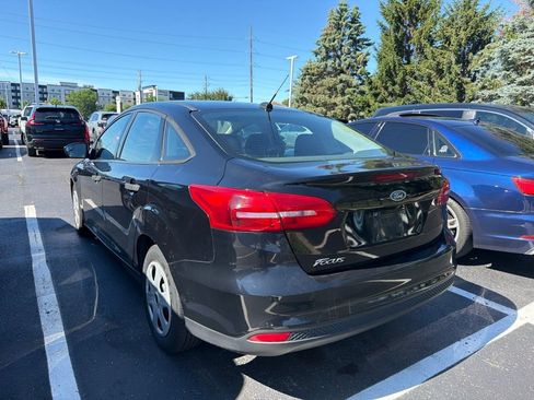 Used 2017 Ford Focus S FWD image 2