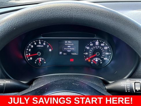 Used 2022 Kia Soul LX FWD image 16