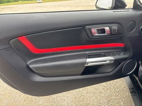 Used 2019 Ford Mustang GT Premium w/ GT Performance Package RWD image 18