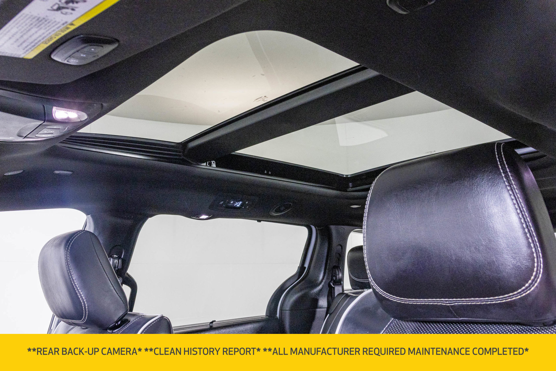 Used 2025 Chrysler Pacifica Limited FWD image 7