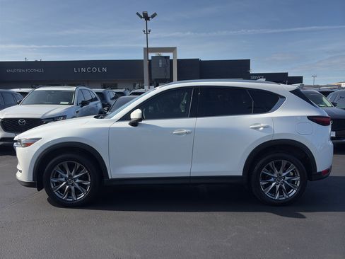 Used 2021 MAZDA CX-5 Signature AWD/4WD image 4