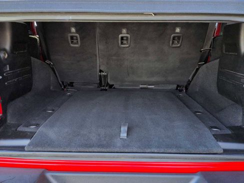 Used 2020 Jeep Wrangler Unlimited Sport S image 33