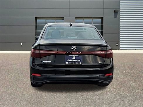 New 2026 Volkswagen Jetta SE image 6
