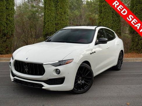 Used 2022 Maserati Levante GT image 1
