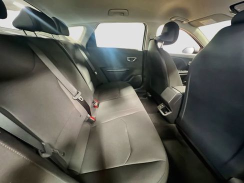 New 2026 Kia K4 FWD image 25