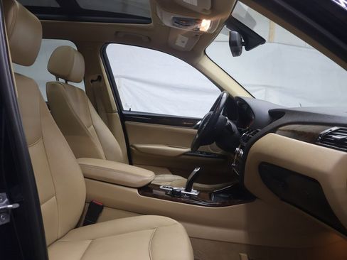 Used 2016 BMW X3 xDrive28i w/ Premium Package image 9