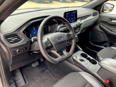 Used 2025 Ford Escape ST-Line AWD/4WD image 14