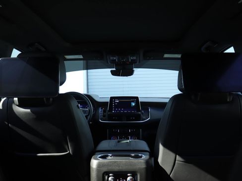 Used 2024 Chevrolet Tahoe High Country image 25