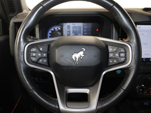 Used 2024 Ford Bronco Badlands image 17