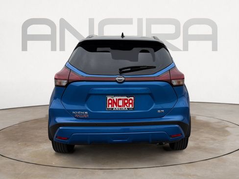Used 2023 Nissan Kicks SR w/ SR Premium Package image 11