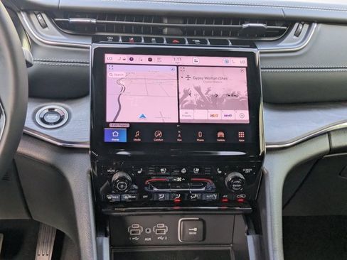 New 2025 Jeep Grand Cherokee Overland w/ Adv Protech Group III image 16