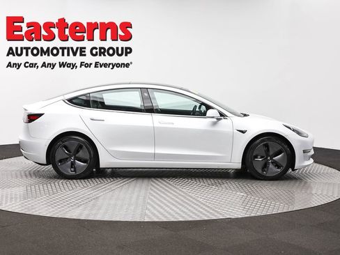 Used 2018 Tesla Model 3 Long Range image 4